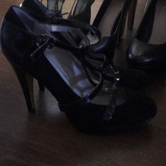 High heels - Picture 2 of 2